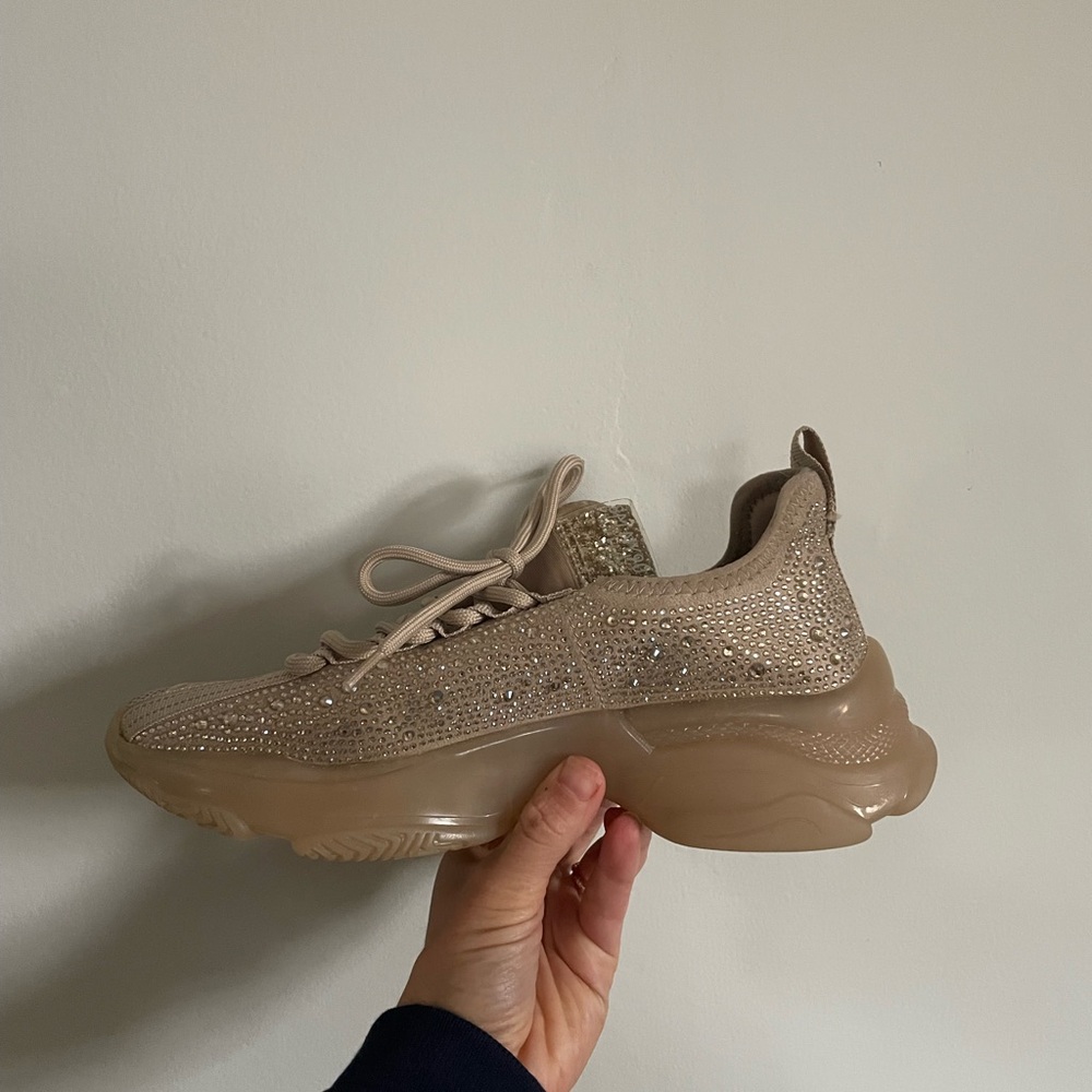 Steve Madden NY 90 Maxima Rhinestone Blush/Beige Women's Sneakers. - Picture 3 of 8